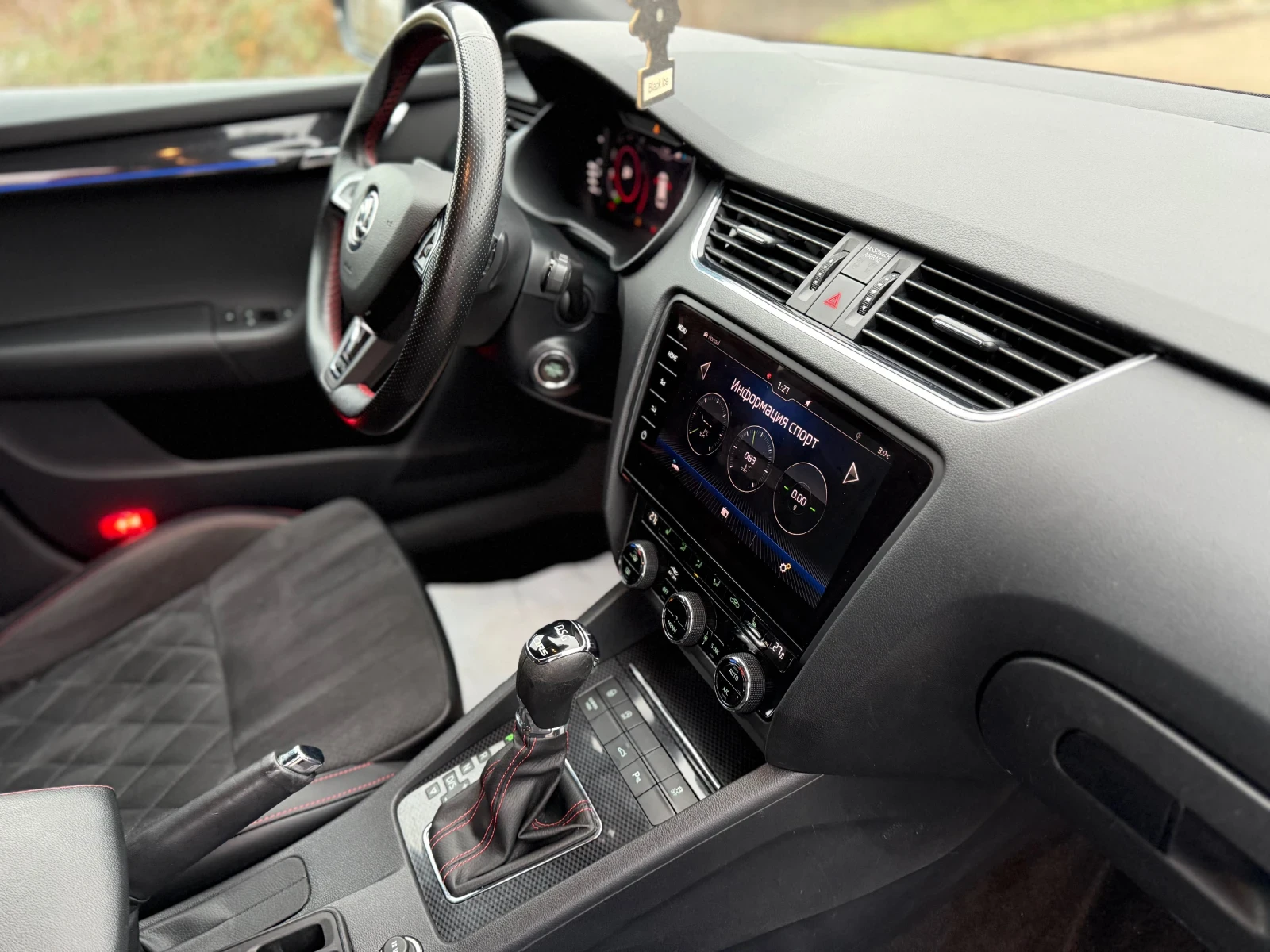 Skoda Octavia ABT - изображение 10