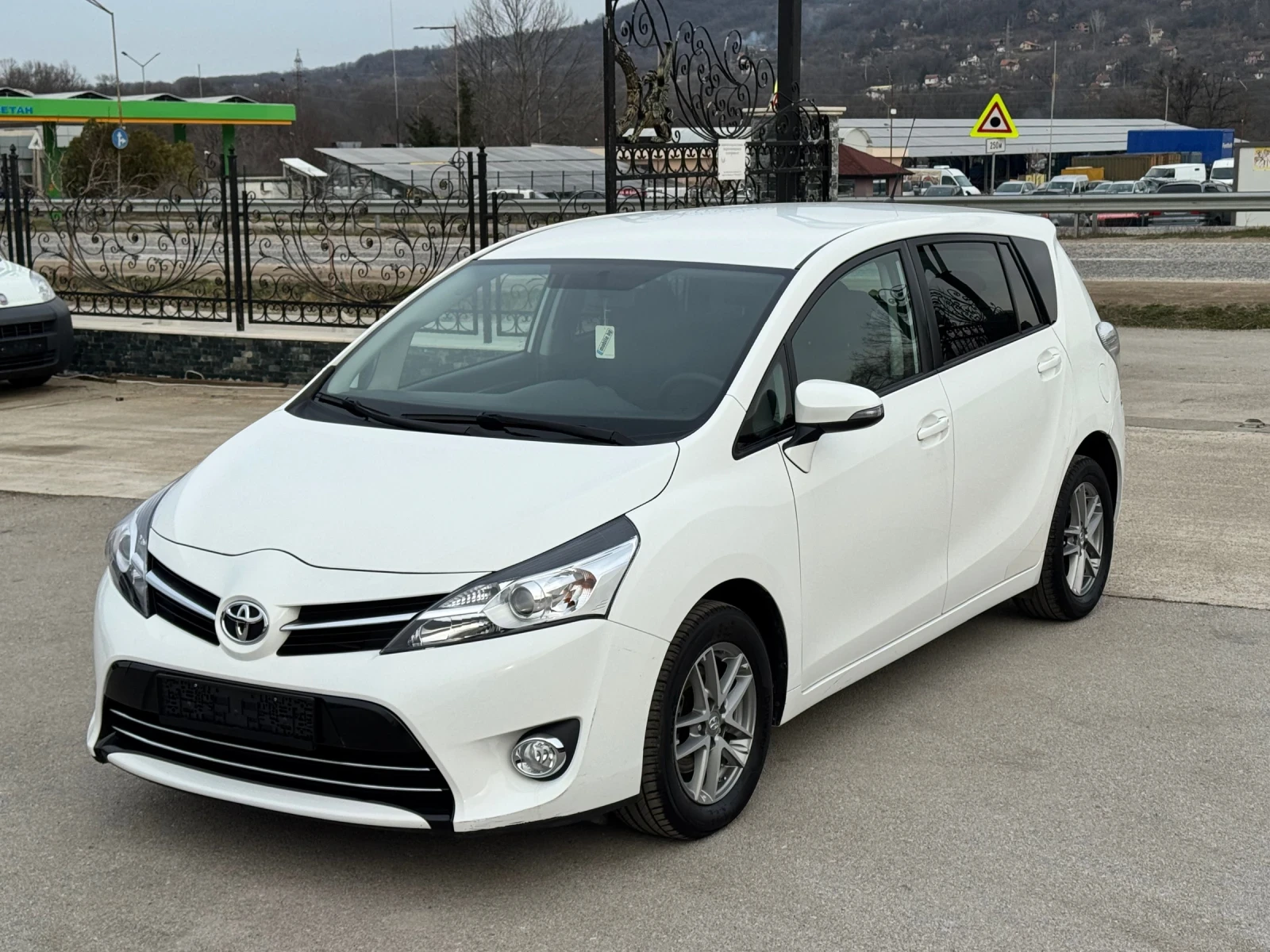 Toyota Verso 1.6D4D ������ | Mobile.bg � ����������� 1