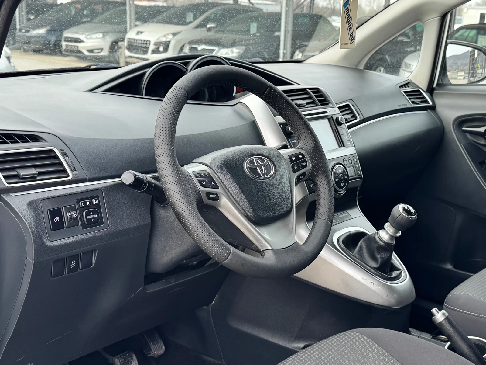 Toyota Verso 1.6D4D ИТАЛИЯ - изображение 7
