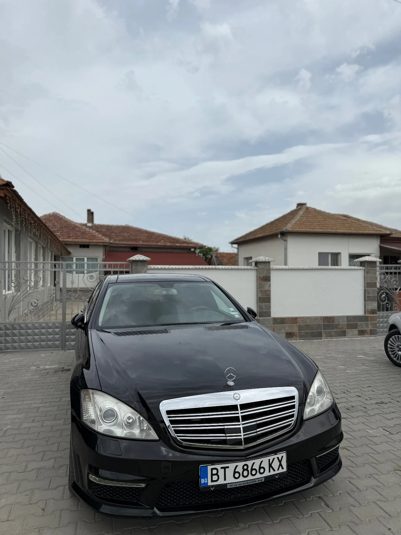 Mercedes-Benz S 320