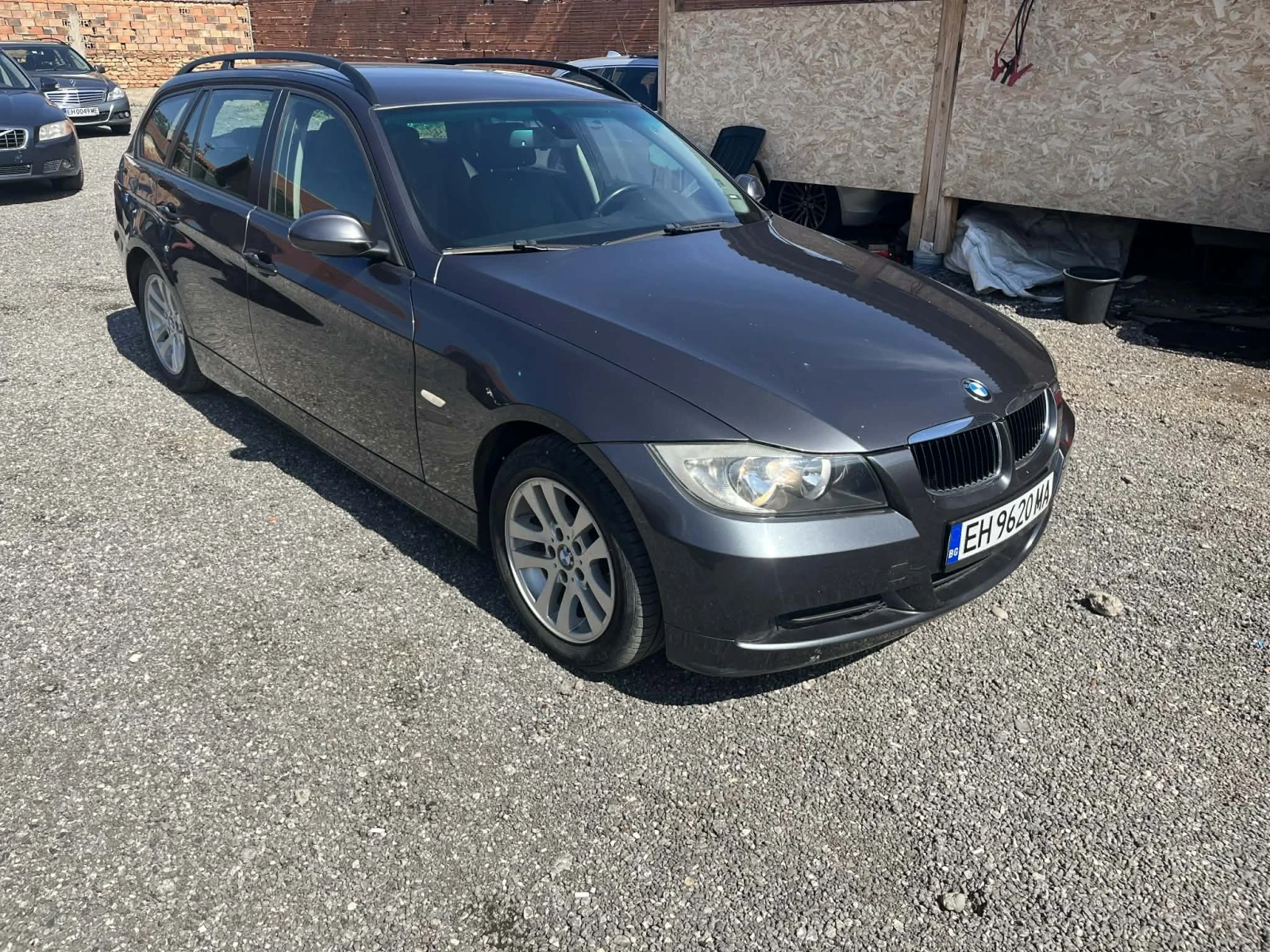 BMW 320, снимка 2 - Автомобили и джипове - 54088279