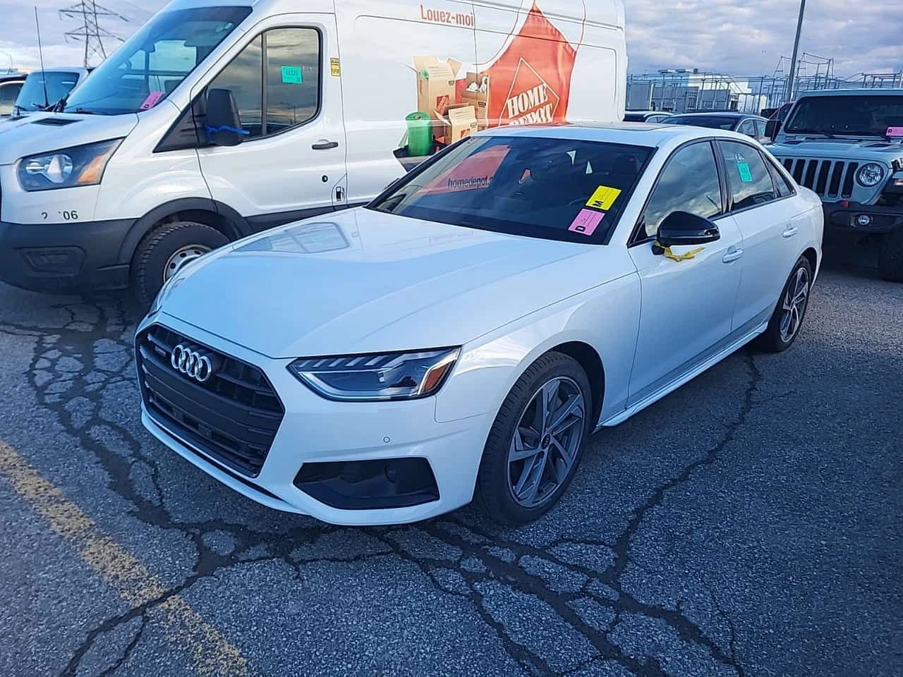Audi A4 Komfort /DISTRONIC/CAMERA/ПОДГРЕВИ/ШИБИДАХ