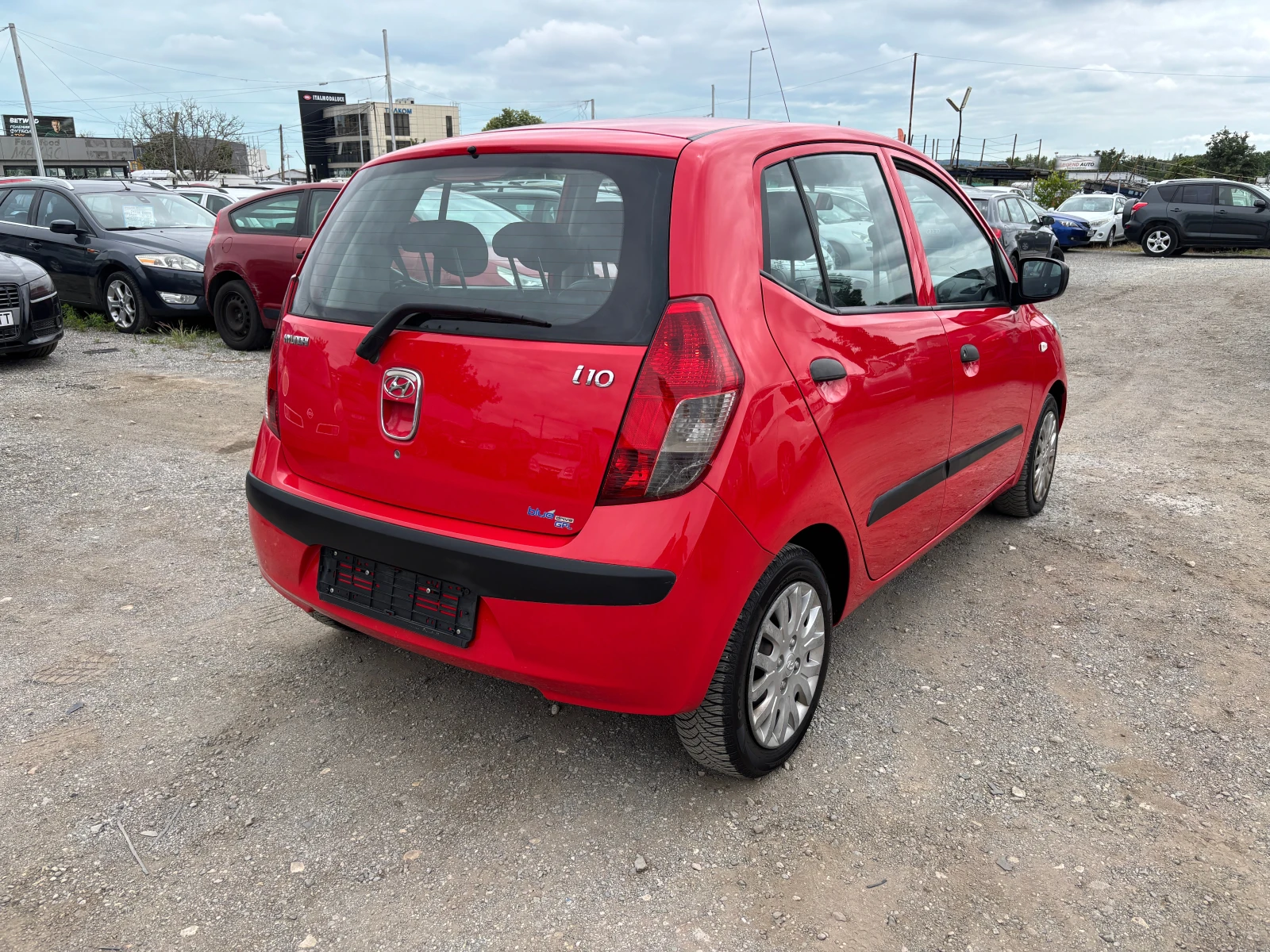 Hyundai I10 1.1 БЕНЗИН/ГАЗ 4 ЦИЛИНДЪРА , снимка 4 - Автомобили и джипове - 54882117