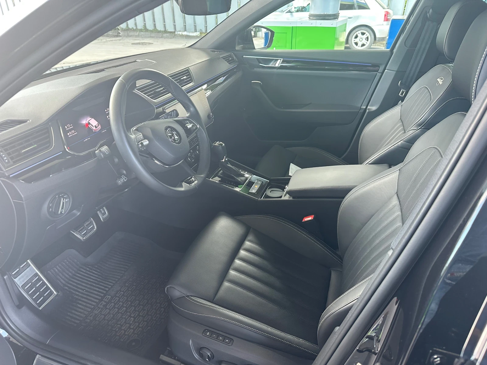 Skoda Superb L&K, снимка 7 - Автомобили и джипове - 54914065