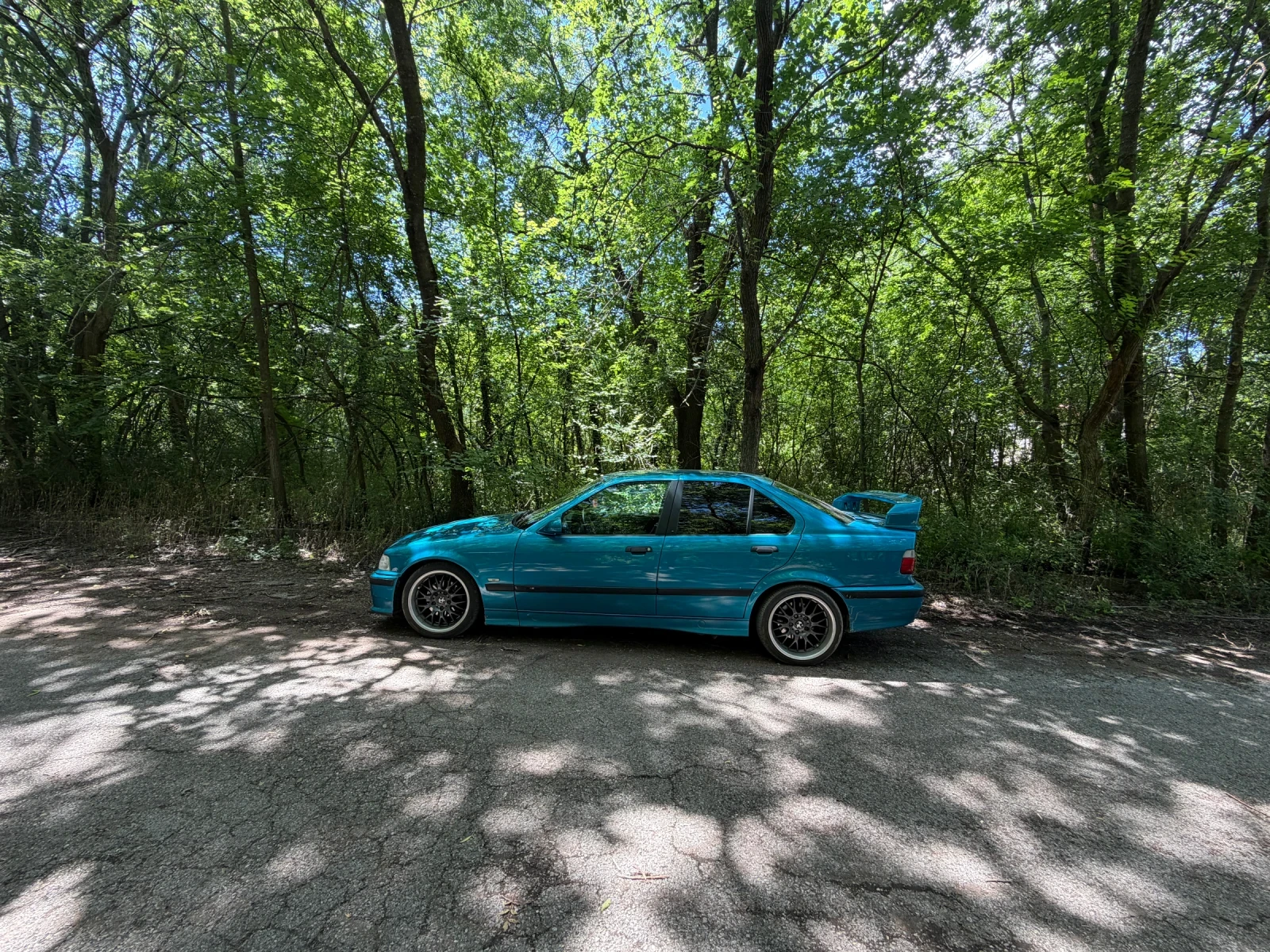 BMW 320, снимка 5 - Автомобили и джипове - 55367795