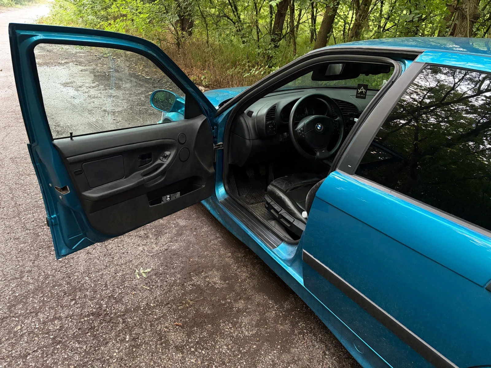 BMW 320, снимка 6 - Автомобили и джипове - 55367795