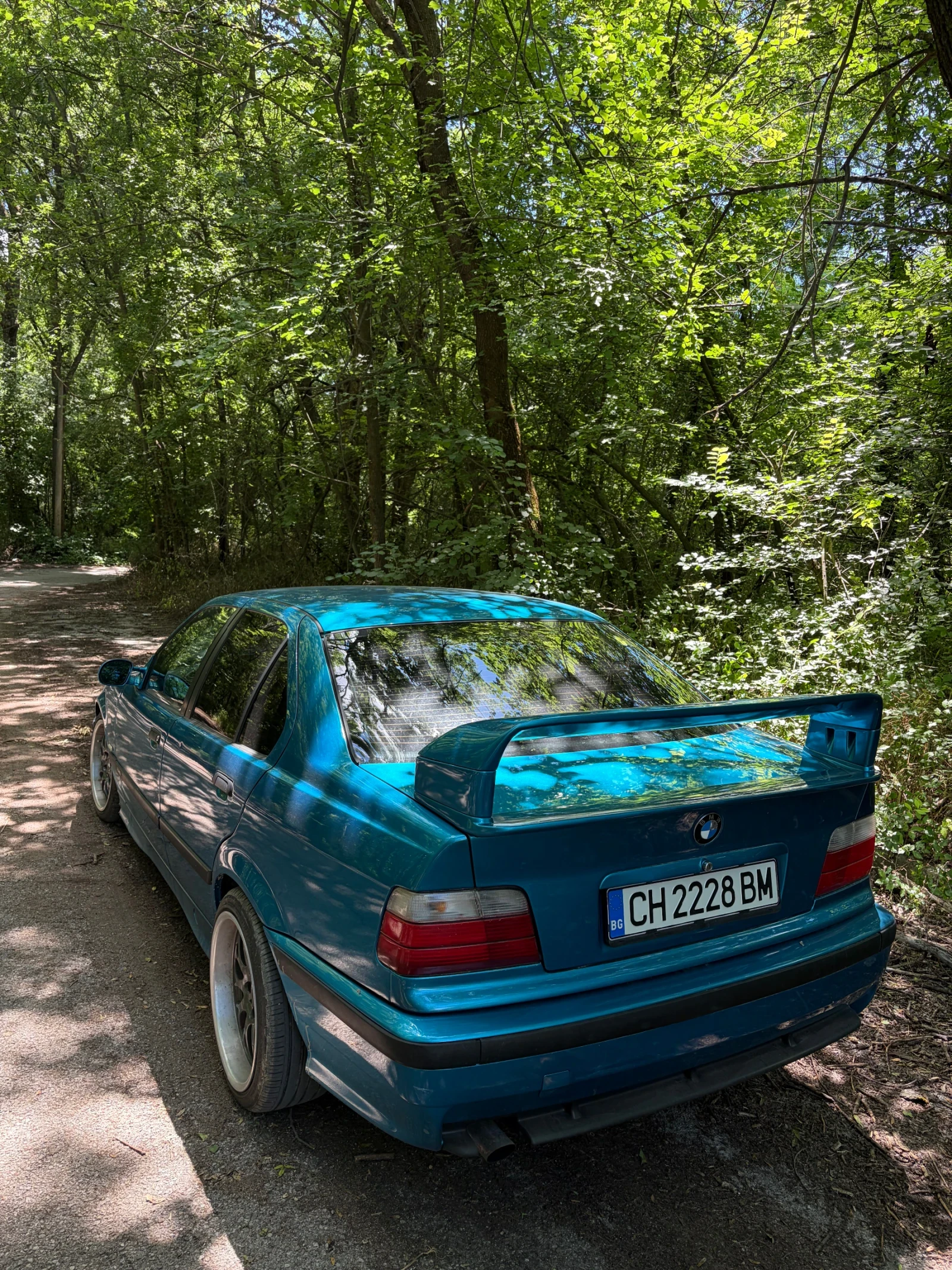 BMW 320, снимка 4 - Автомобили и джипове - 55367795