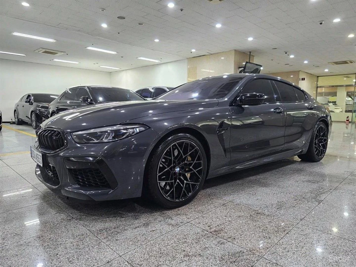BMW M8 Gran Coupe COMPETITION* HUD* 360* НАВИ* АВТОКРЕДИТ, снимка 2 - Автомобили и джипове - 55643925