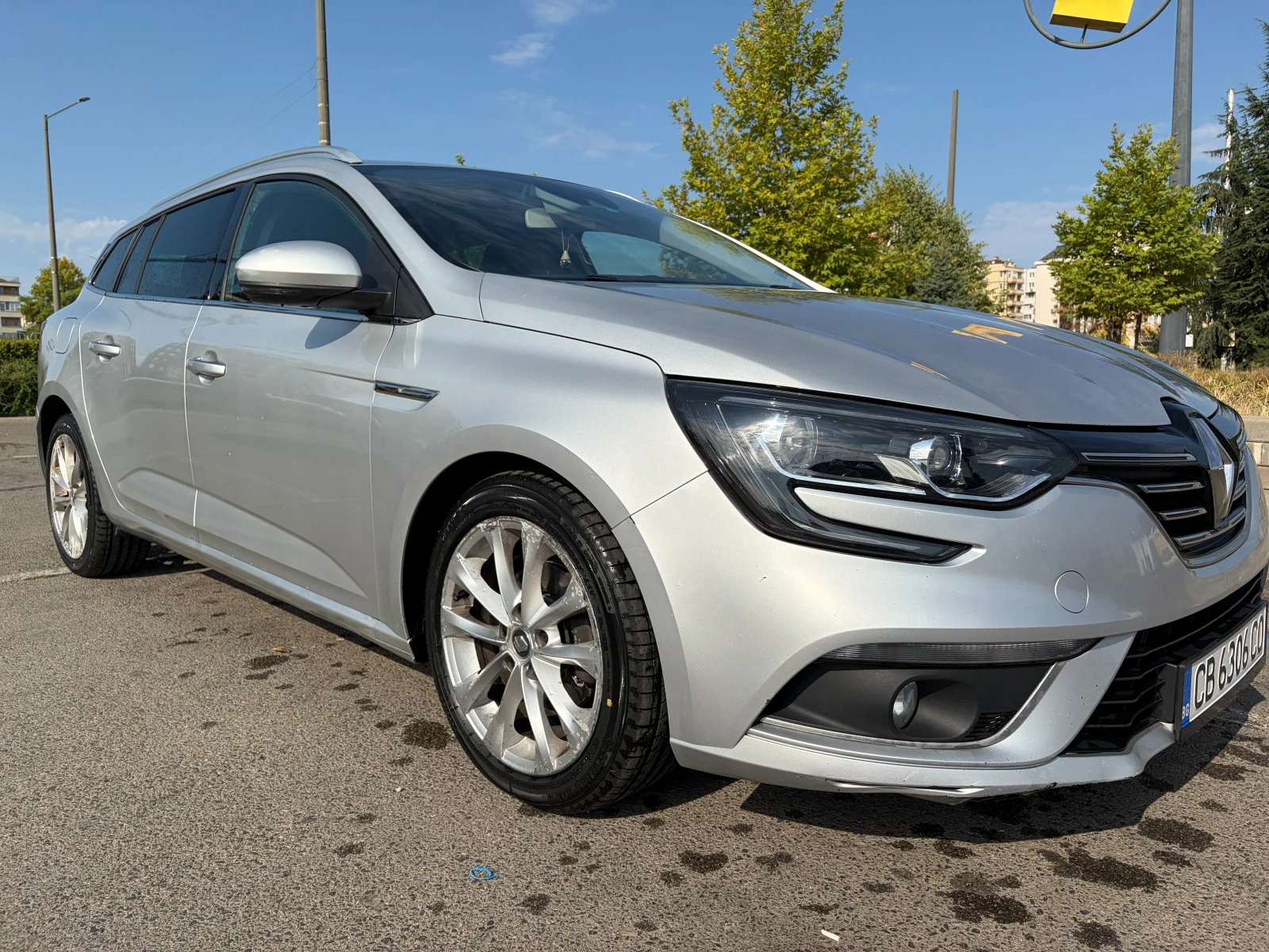 Renault Megane 1.5 Energy dCi - EDC, снимка 3 - Автомобили и джипове - 55777487