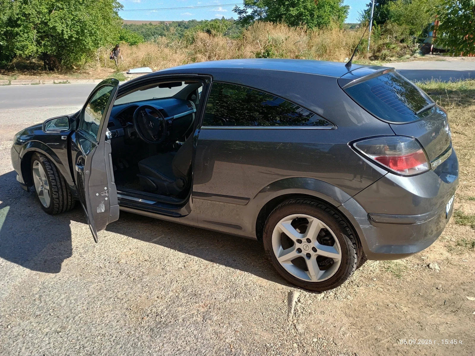 Opel Astra GTC, снимка 4 - Автомобили и джипове - 55969794