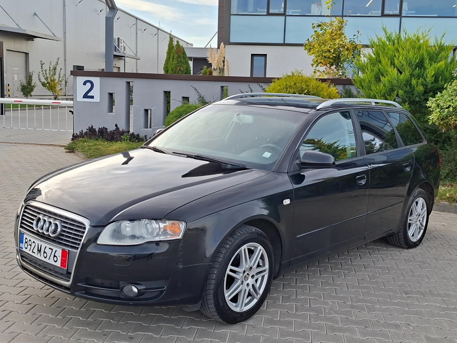 Audi A4 2.0TDI* (140��)* XENON* ��� ����*  | Mobile.bg � ����������� 4