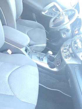Toyota Rav4 178хил.км/Сервизна книжка/SWISS!, снимка 9