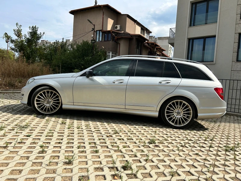 Mercedes-Benz C 250 4x4 , AMG , 7g tronic , пера на волана , Distronic, снимка 8 - Автомобили и джипове - 47428598