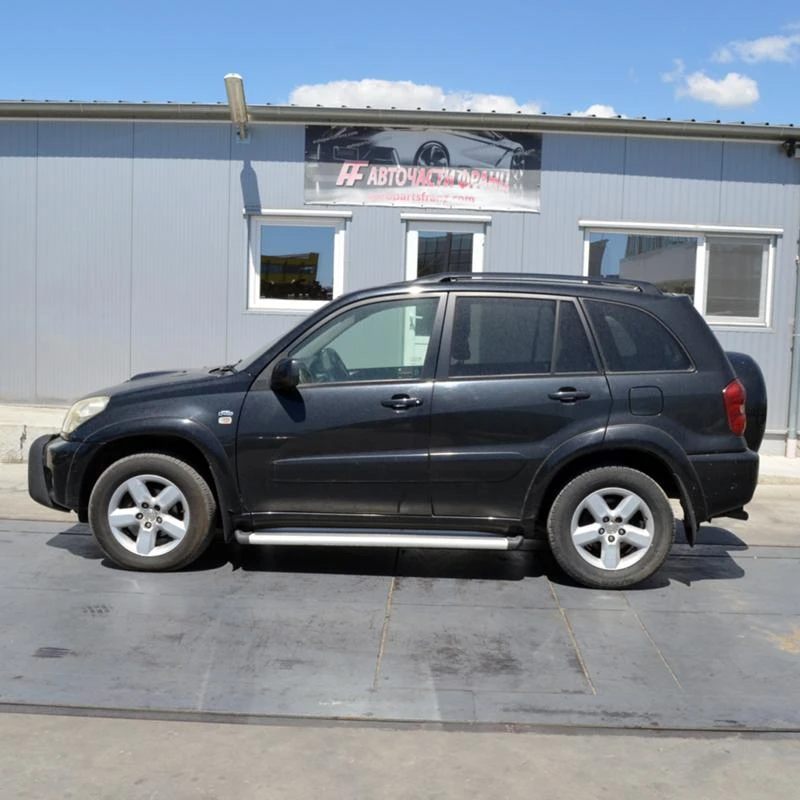 Toyota Rav4 2.0 D-4D 4WD, снимка 3 - Автомобили и джипове - 29404548