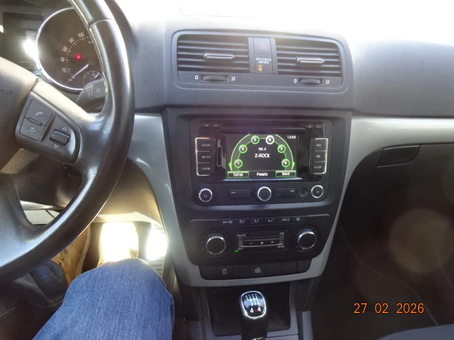 Skoda Yeti 4x4, снимка 16 - Автомобили и джипове - 53659501