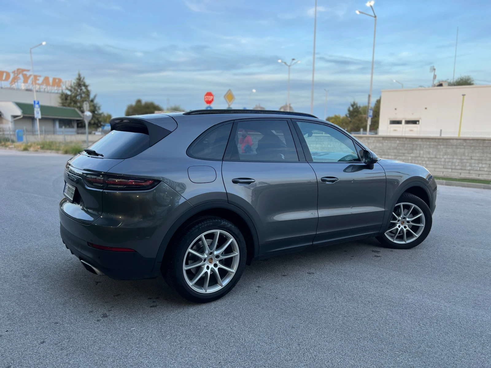 Porsche Cayenne 3.0 - изображение 10