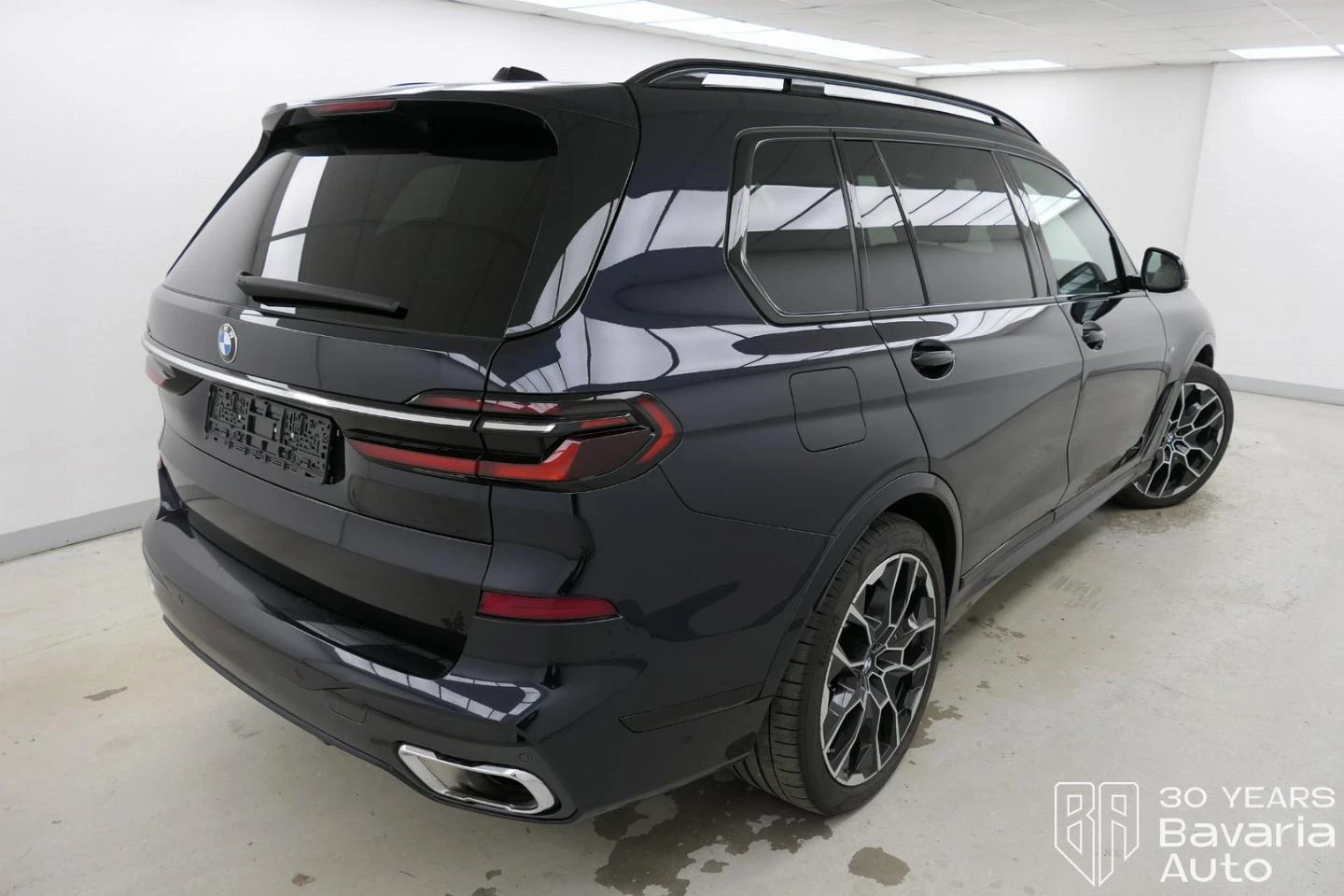 BMW X7 40d xDrive M Sport Paket Steptronic - изображение 3