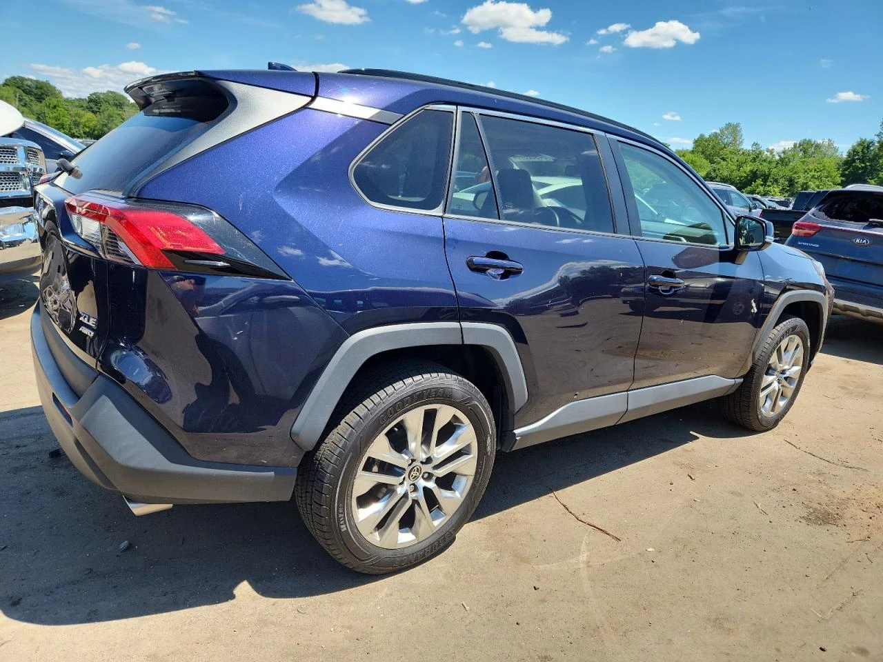 Toyota Rav4 XLE* PREMIUM* ПЕРФЕКТНА* РЕАЛНИ КМ - изображение 5