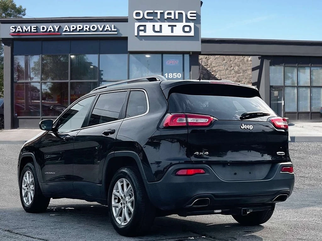 Jeep Cherokee * Latitude, Longitude, North * CARFAX * ���� �� �� | Mobile.bg � ����������� 5