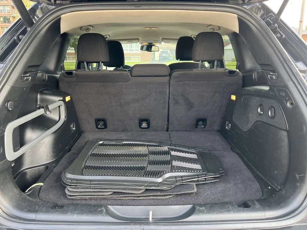 Jeep Cherokee * Latitude, Longitude, North * CARFAX * ���� �� �� | Mobile.bg � ����������� 17