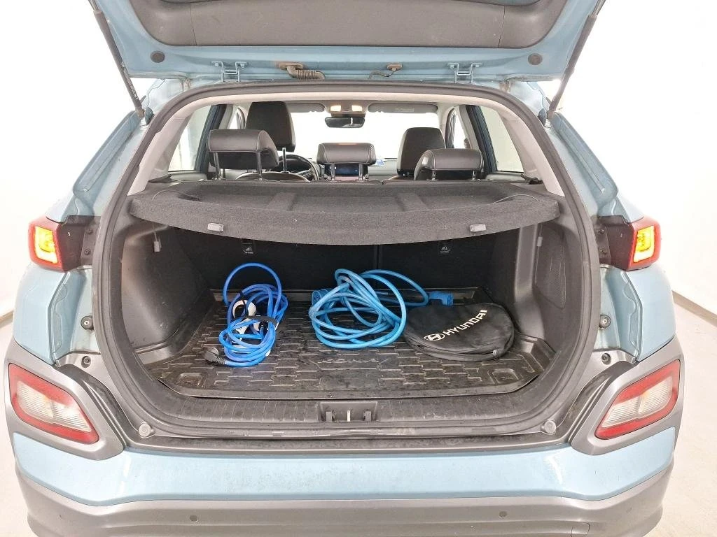 Hyundai Kona Electric 64kWh, снимка 8 - Автомобили и джипове - 53817668
