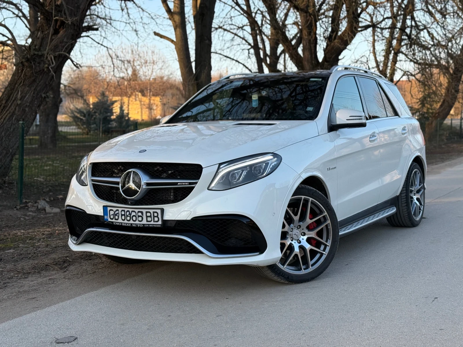 Mercedes-Benz GLE 63 S AMG 4М* V8* DIST+ * CARBON* 360* PANO* SOFTCL* ОБДУХВА