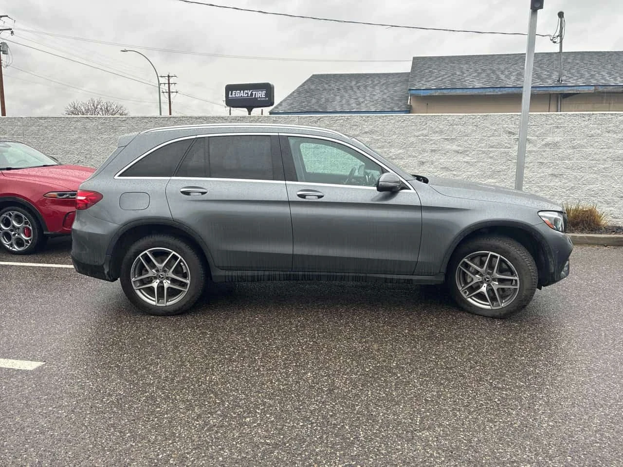 Mercedes-Benz GLC 300 * CARFAX * ЦЕНА ДО БГ, снимка 3 - Автомобили и джипове - 53971548