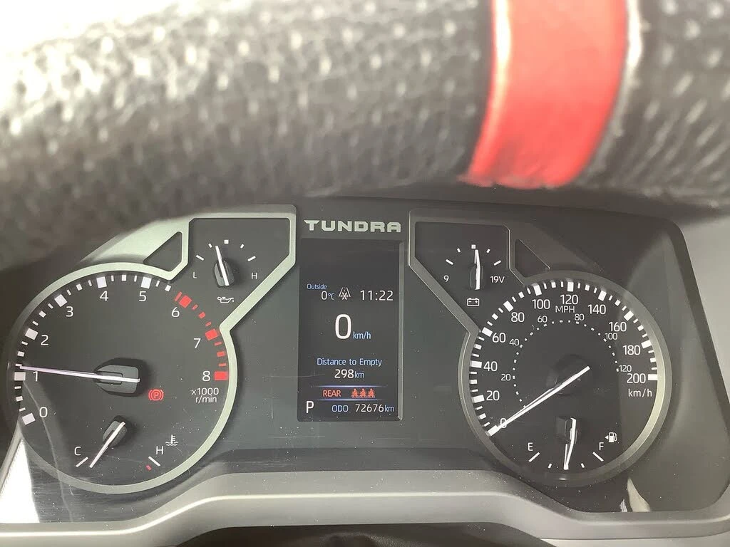 Toyota Tundra, снимка 14 - Автомобили и джипове - 53975407