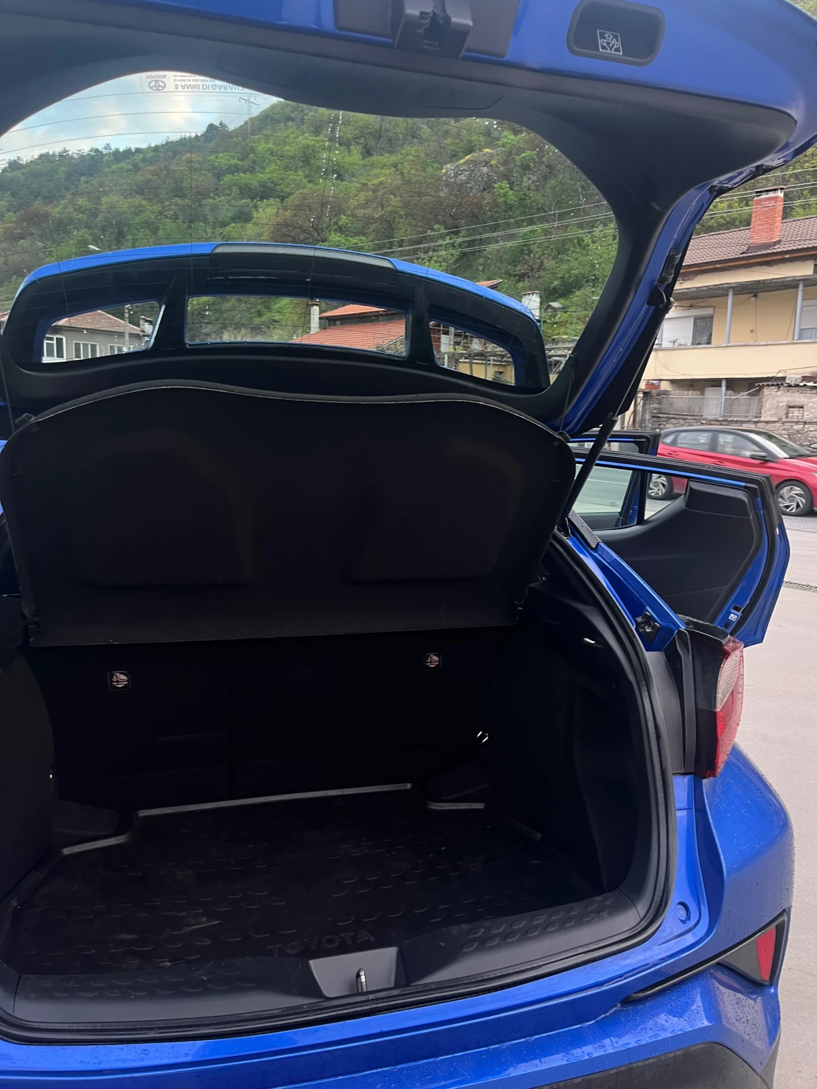 Toyota C-HR, снимка 6 - Автомобили и джипове - 54285800