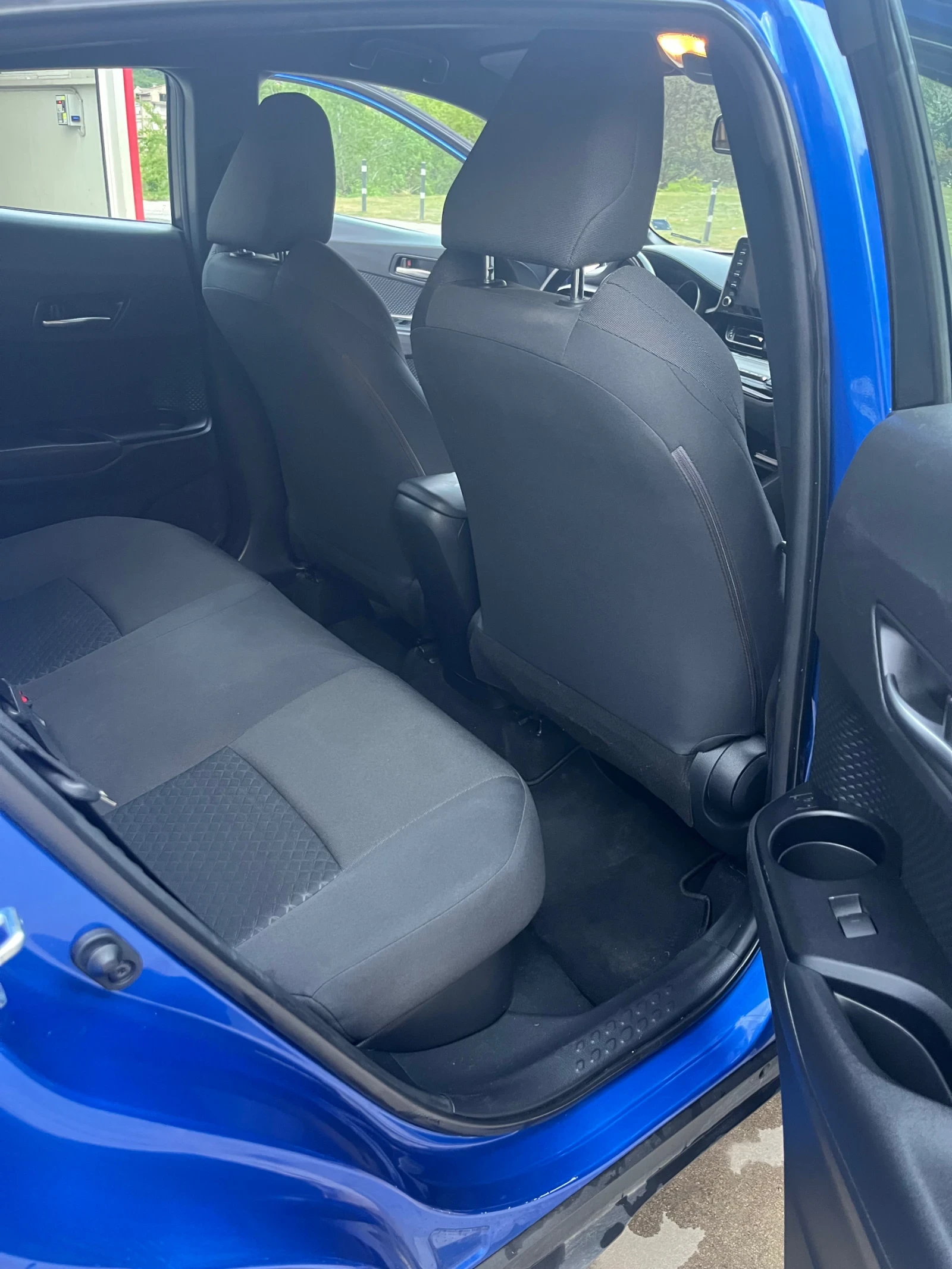 Toyota C-HR, снимка 7 - Автомобили и джипове - 54285800