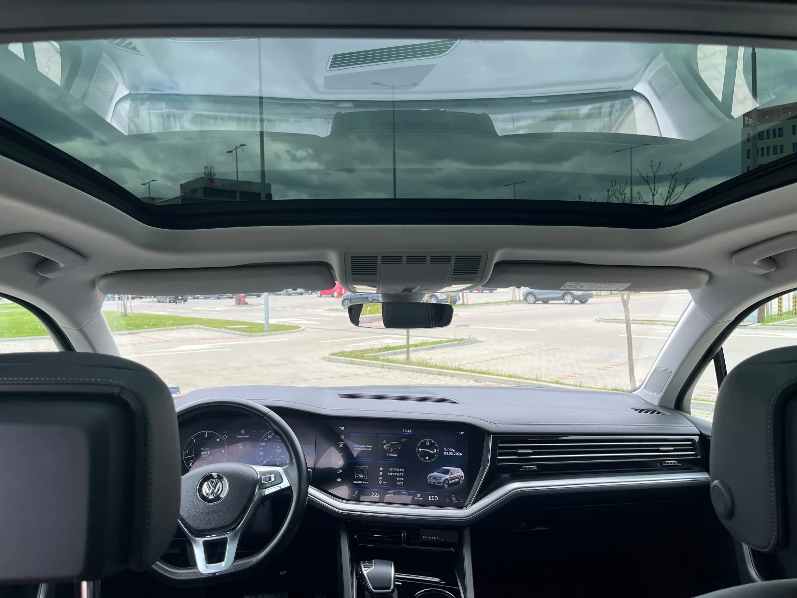 VW Touareg 3.0 TDI V6, снимка 11 - Автомобили и джипове - 54415350