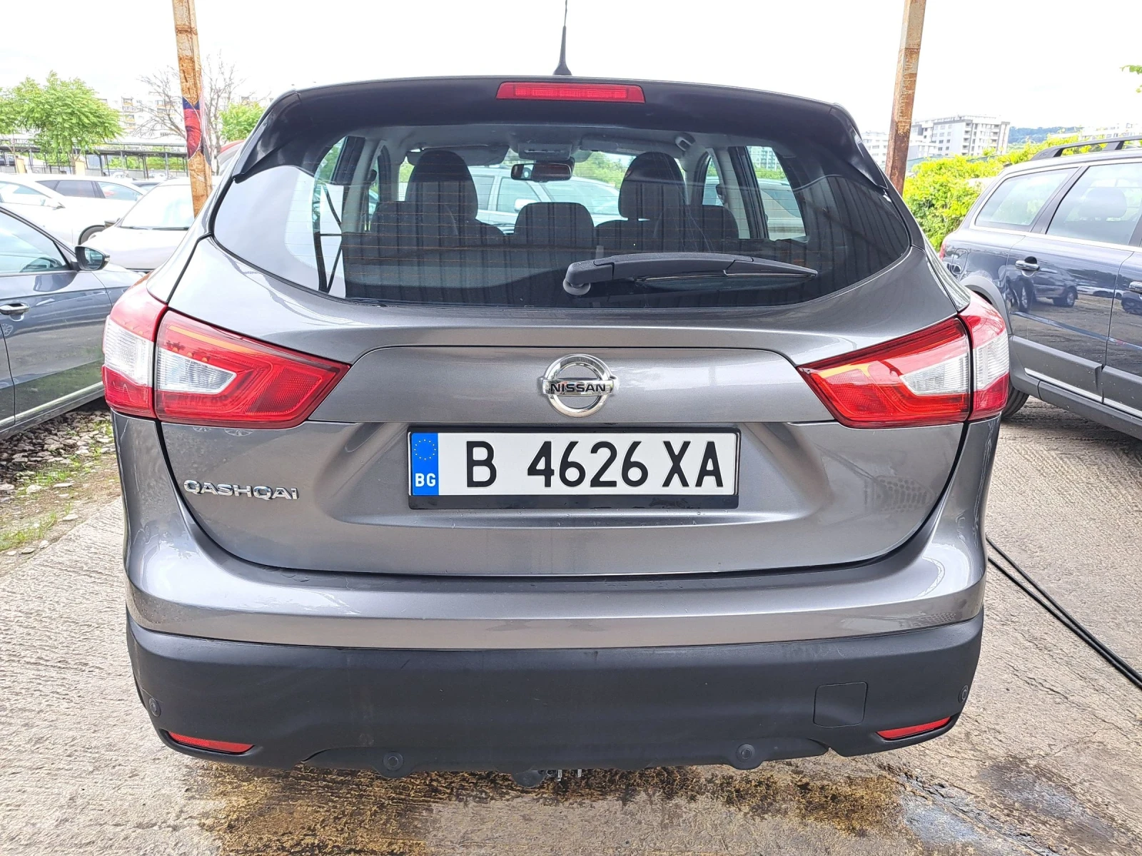 Nissan Qashqai 1.6  автомат , снимка 12 - Автомобили и джипове - 54920993