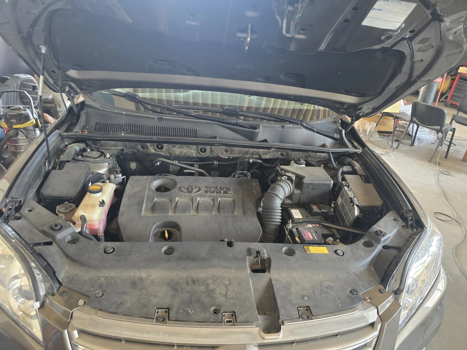 Toyota Rav4, снимка 10 - Автомобили и джипове - 55702582