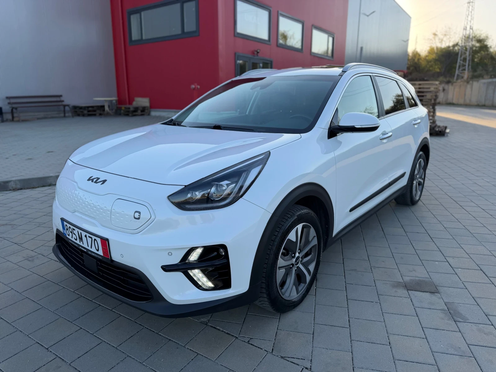 Kia Niro 204 �� Executive Line 100% SOH | Mobile.bg � ����������� 1
