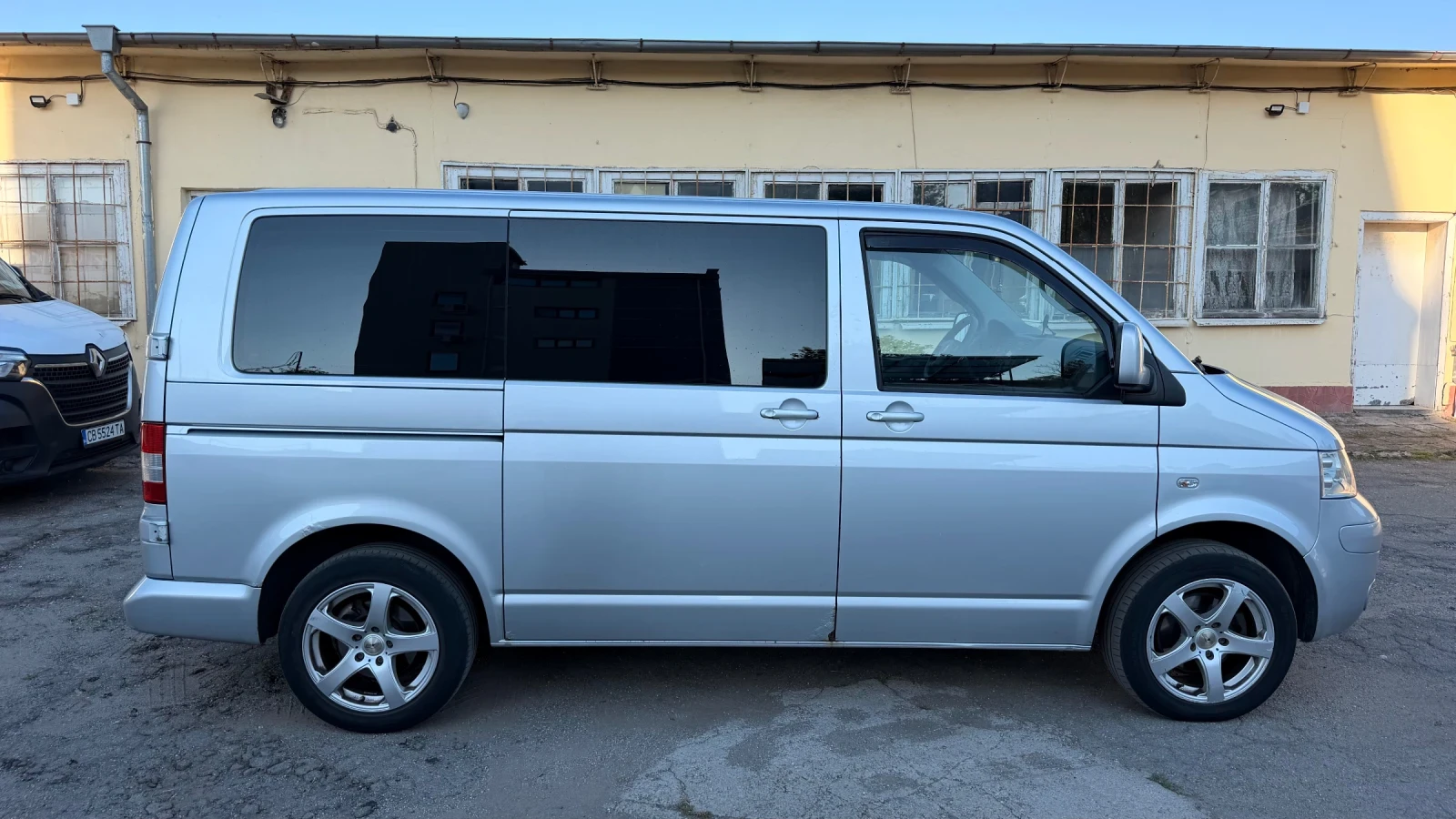 VW T5 Caravelle TDI, снимка 6 - Бусове и автобуси - 55274433