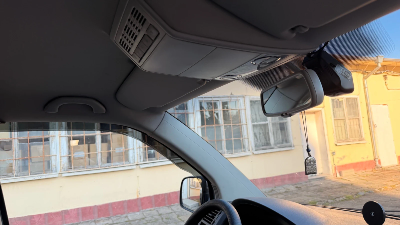 VW T5 Caravelle TDI, снимка 14 - Бусове и автобуси - 55274433