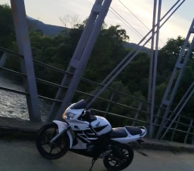 Honda Cbr 125R, снимка 1