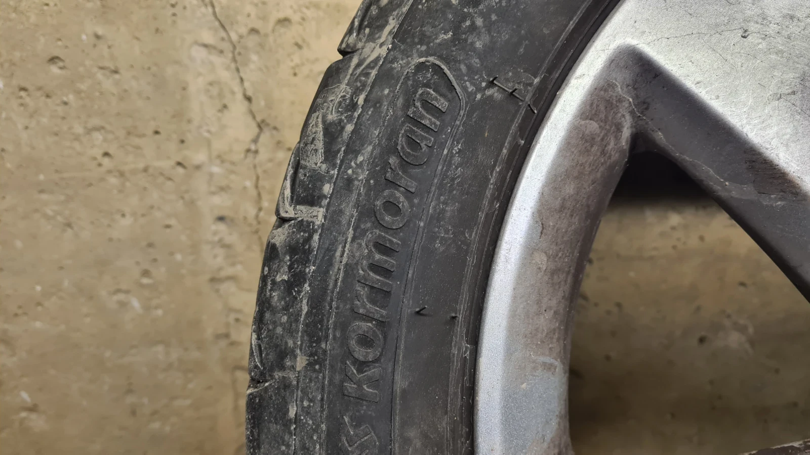 Гуми с джанти Други 215/50R17, снимка 3 - Гуми и джанти - 54208818