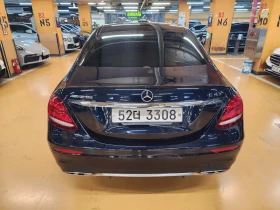 Mercedes-Benz E 43 AMG ОБДУХ* ДИСТРОНИК* 360* AIRMATIC* FULL* КРАЙНА ЦЕНА, снимка 3