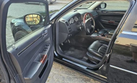 Chrysler 300c 3.5 ГАЗ/8 ГУМИ-ДЖАНТИ/КАСКО, снимка 9