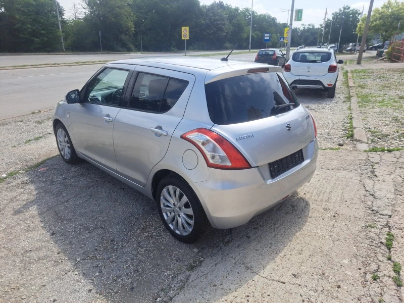 Suzuki Swift 1.3DDIS, снимка 5 - Автомобили и джипове - 44672242