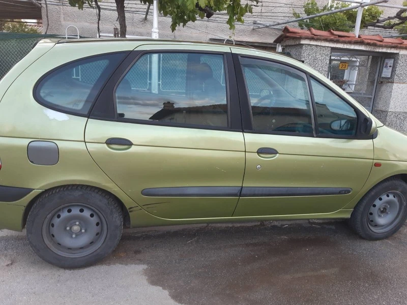 Renault Scenic, снимка 5 - Автомобили и джипове - 49228147