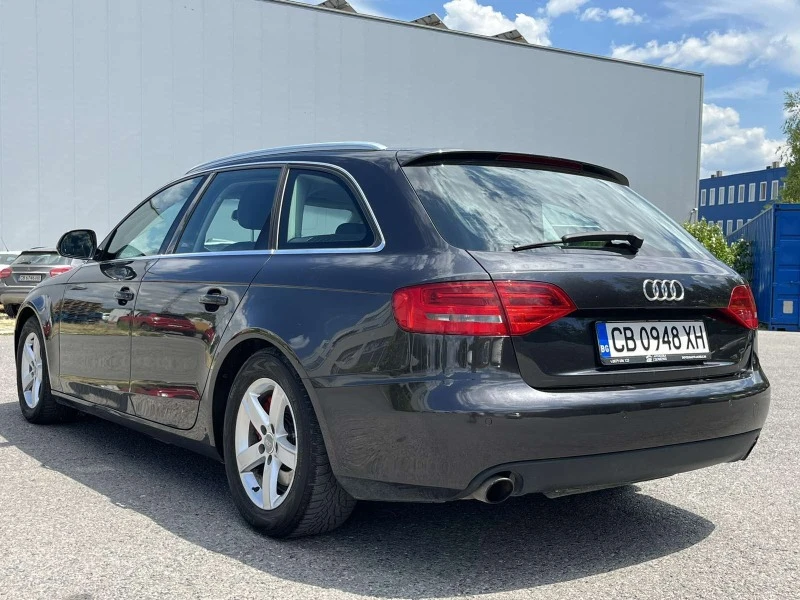 Audi A4 3.2I, снимка 8 - Автомобили и джипове - 47162519