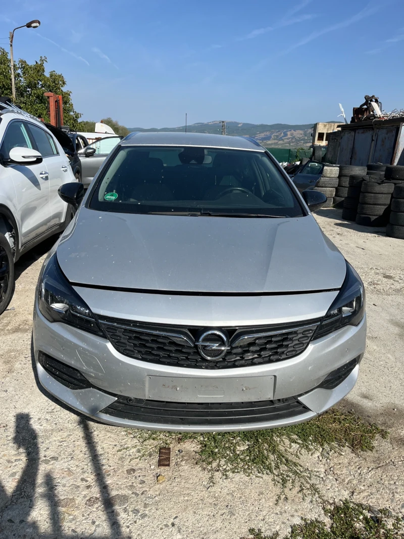 Opel Astra 1.4 TURBO , снимка 2 - Автомобили и джипове - 47179484