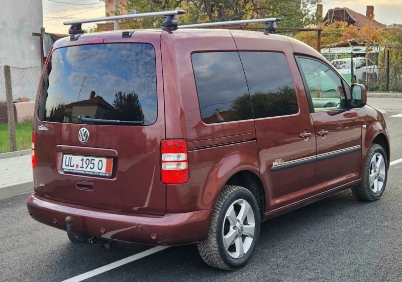 VW Caddy 2.0TDI, снимка 4 - Автомобили и джипове - 47793016