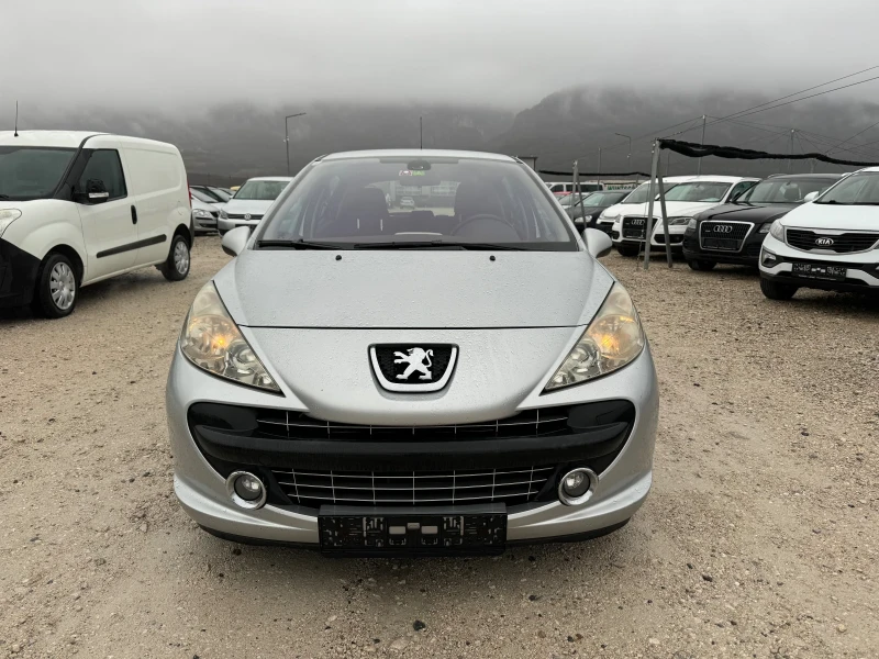 Peugeot 207 1, 6 I 120 PS КЛИМАТРОНИК, снимка 1 - Автомобили и джипове - 48173945