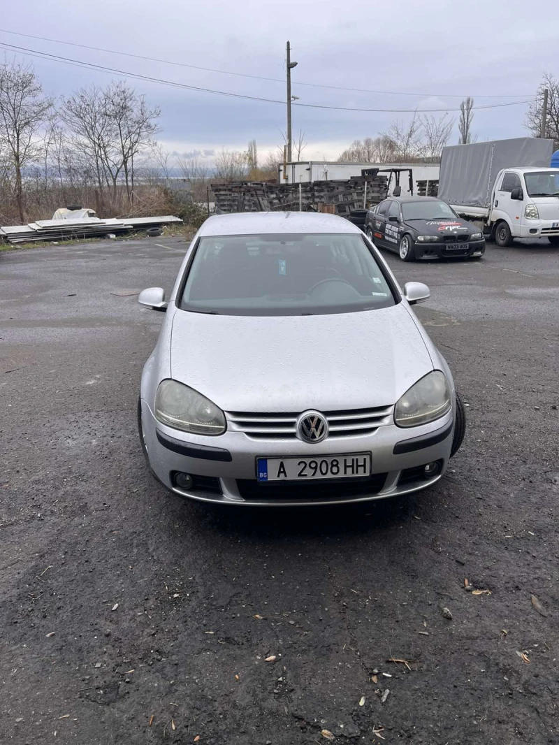 VW Golf 5, снимка 1 - Автомобили и джипове - 48222960