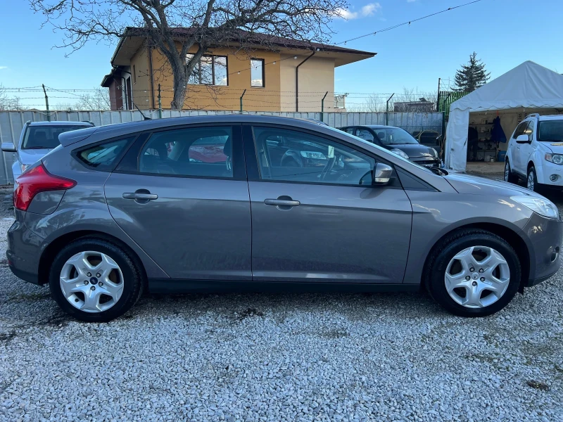 Ford Focus 1.6i* * , снимка 4 - Автомобили и джипове - 48603261