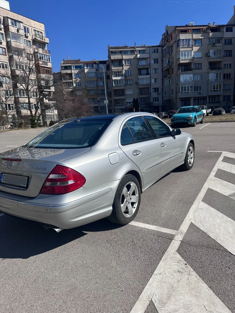 Mercedes-Benz E 500, снимка 3 - Автомобили и джипове - 49377570