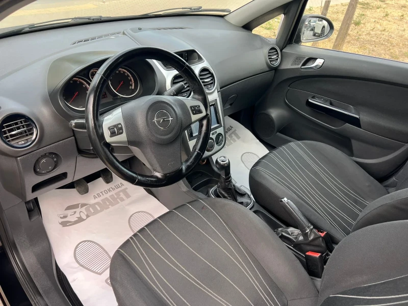 Opel Corsa 1.2i/KLIMA, снимка 6 - Автомобили и джипове - 51670755